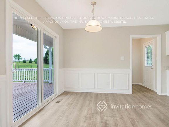 5th image of 386 Rosa Cir