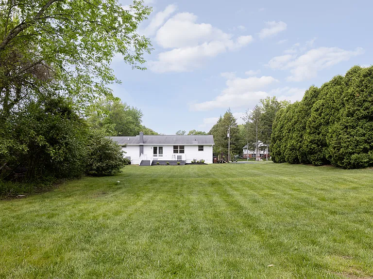 4002 Harlem Rd — Photo 40