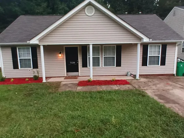 7128 Hunters Glen Dr, Charlotte, NC 28214