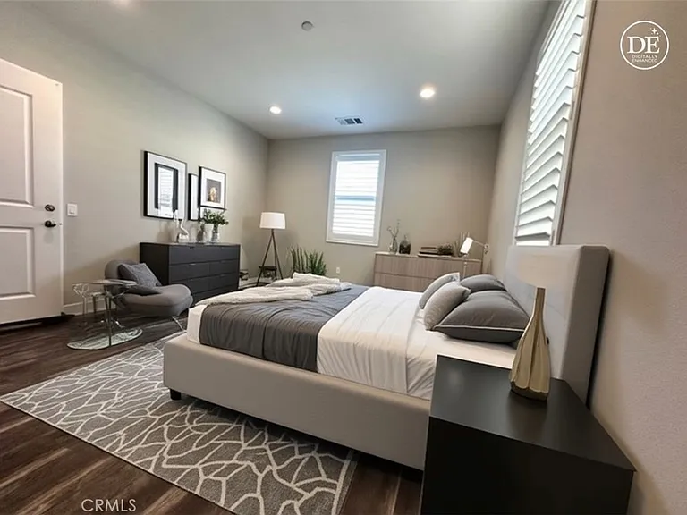 623 W Foothill Blvd #44 — Photo 9