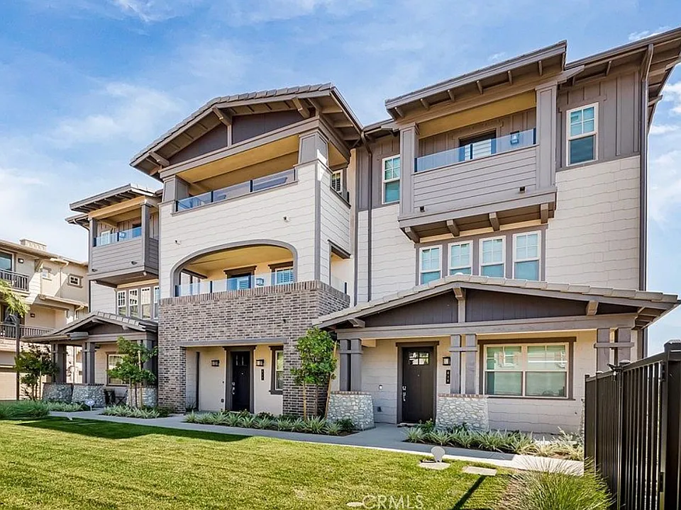560 Boulder Cir