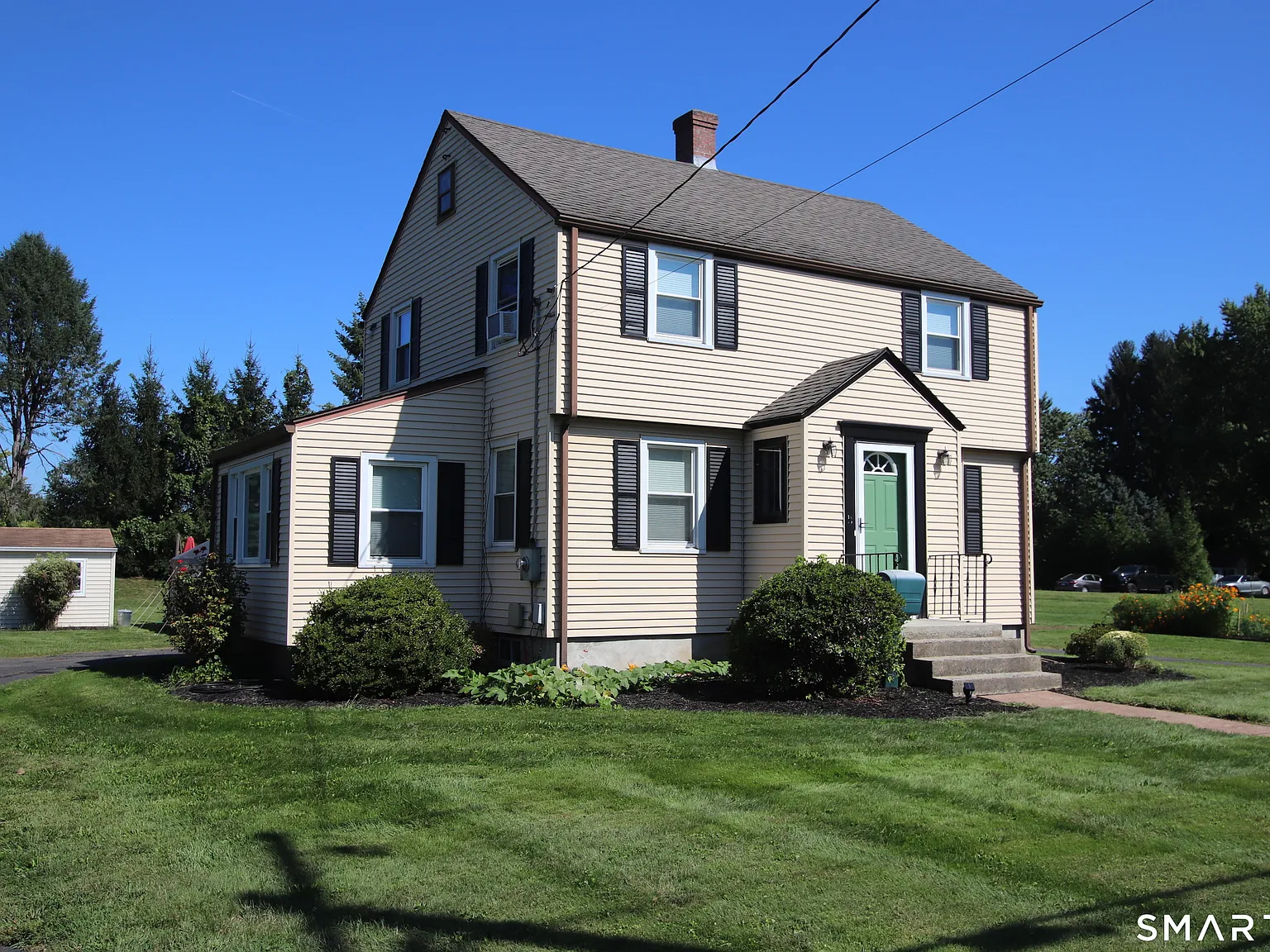 3 bed, 1.5 bath, 1314 sqft, $3,000 — Photo 1