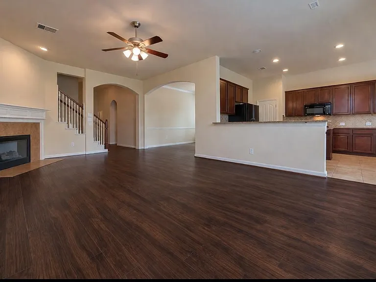 6906 Patterson Dr — Photo 8