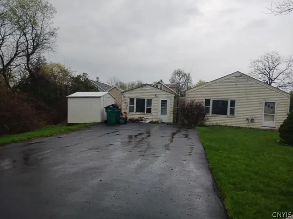 1315 Ney Ave, Utica, NY 13502