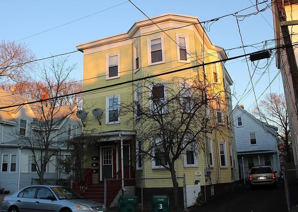1st image of 15 Moulton St