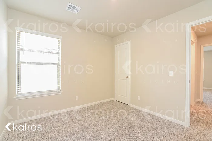 1004 NW 6th St — Photo 10