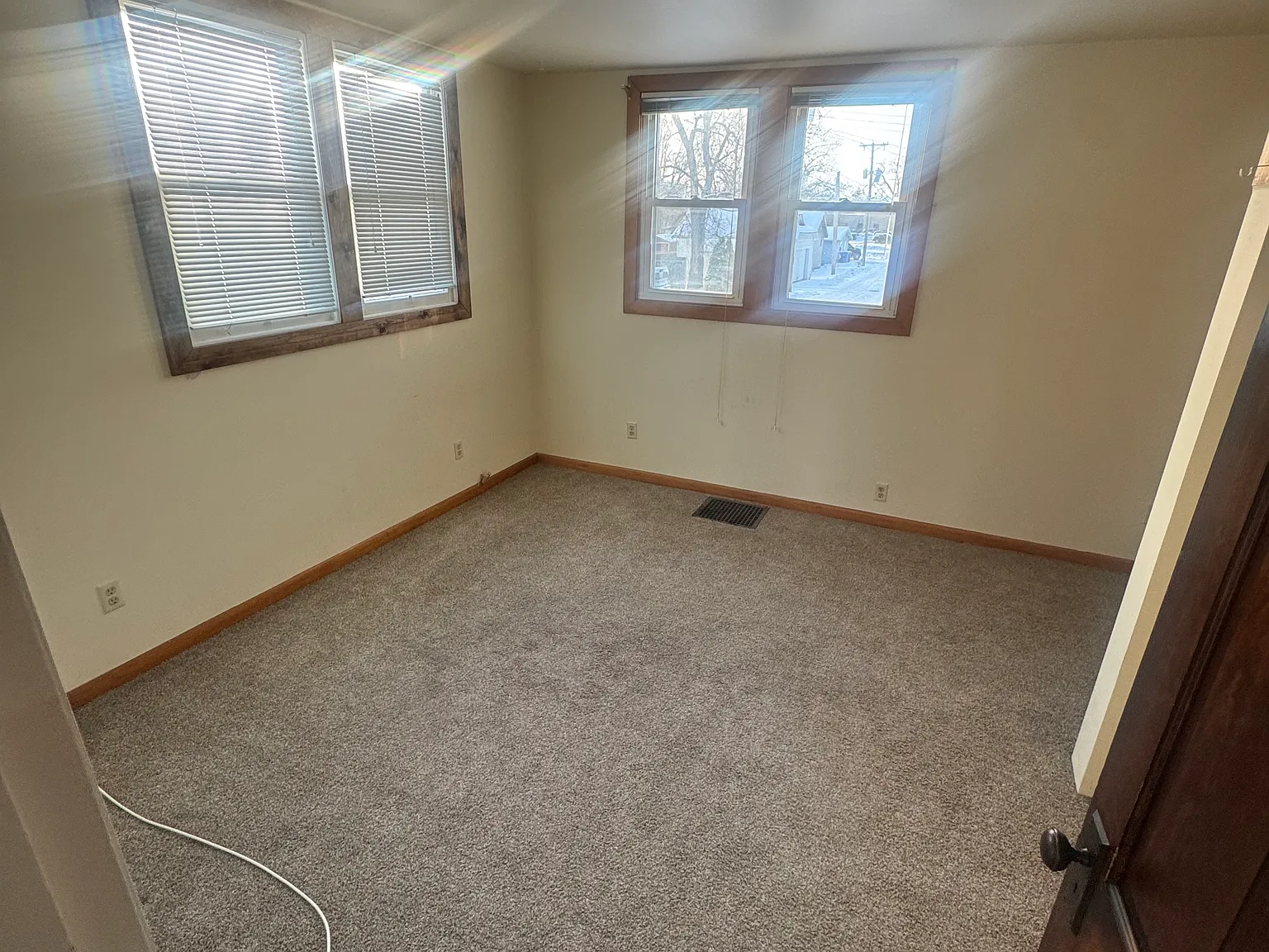 2Bed 1.5 bath — Photo 3