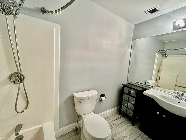 15 Higgins St #219 — Photo 22