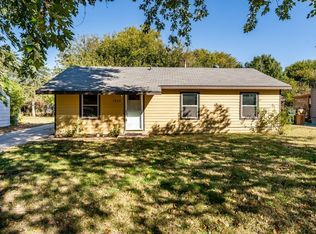 1222 E Denver Dr, Wichita, KS 67219