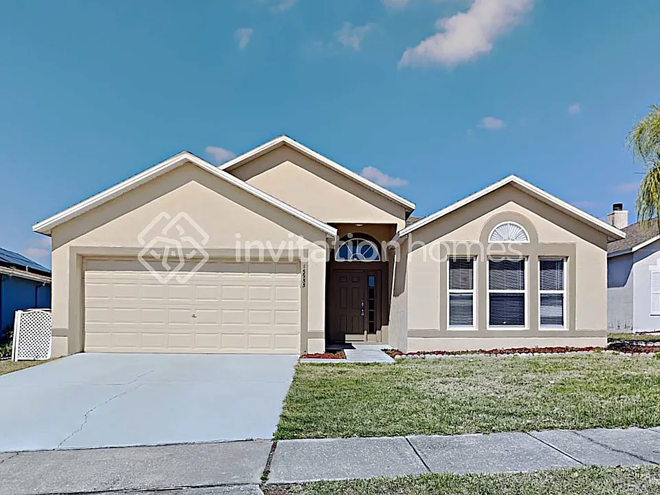 15955 Wilkinson Dr