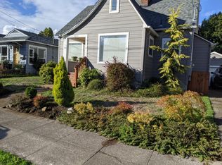 1823 SE Reedway St, Portland, OR 97202