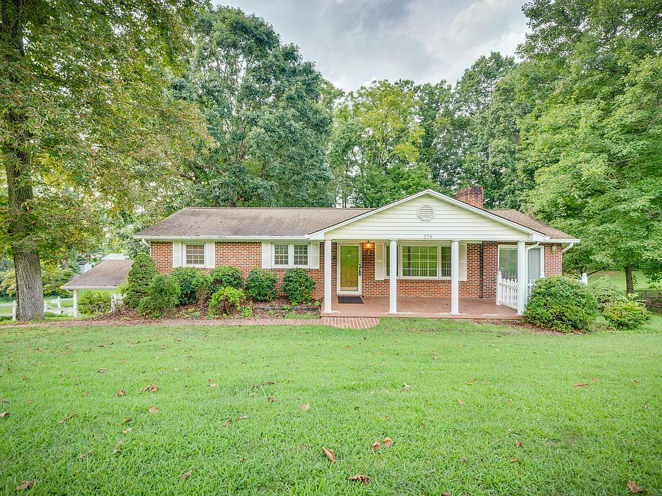 218 Poplar Hill Dr, Johnson City, TN 37604 Zillow