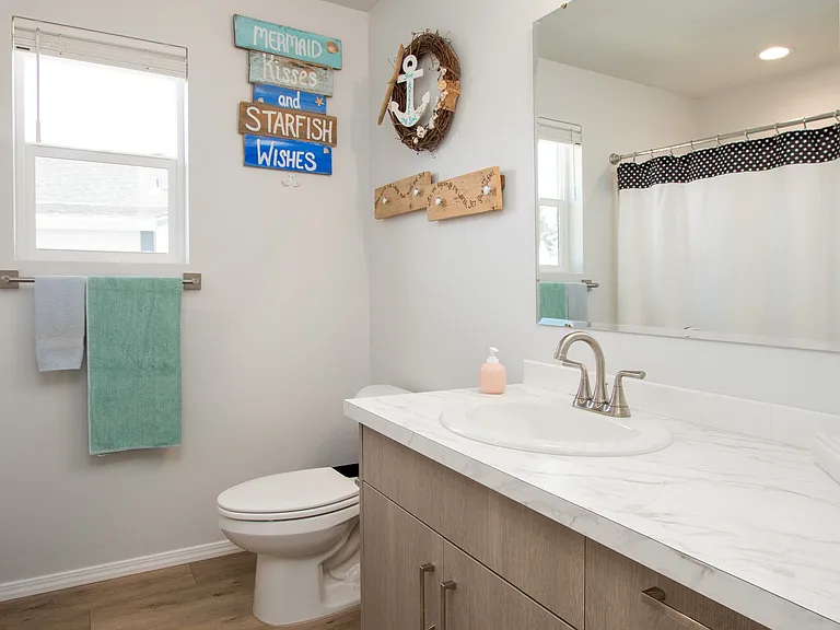 406 Hildago Way — Photo 24