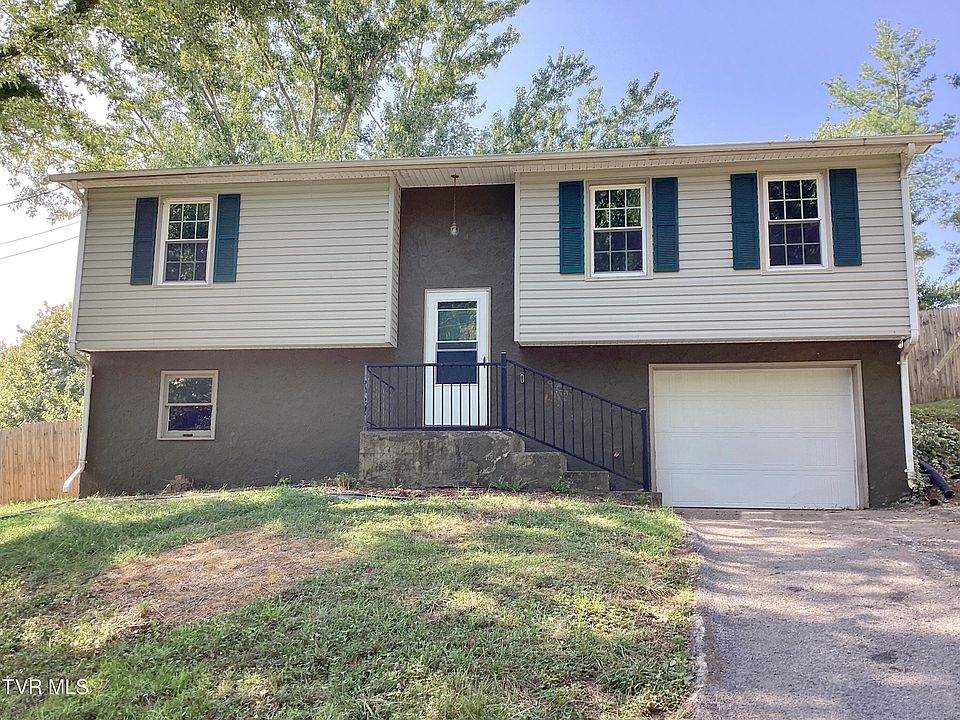 1st image of 1211 Idlewylde Cir