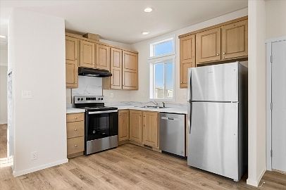 3rd image of 16460 Finley Butte Rd #11543033
