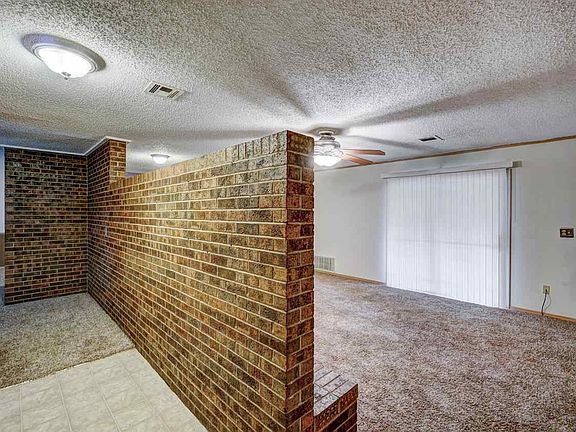 3rd image of 1701 NW Great Plains Blvd