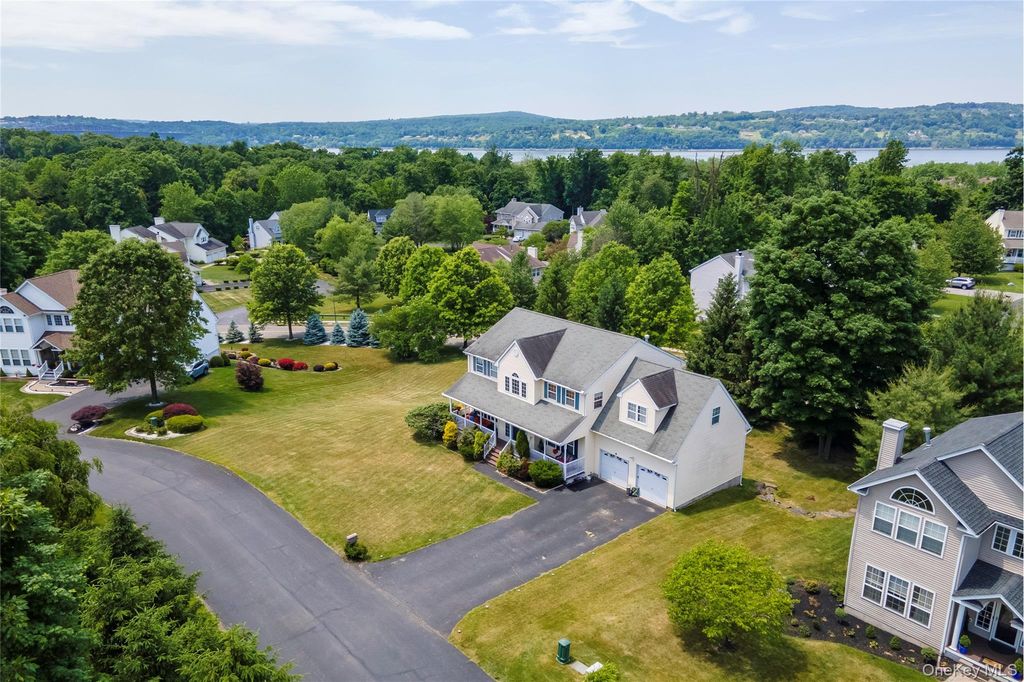 8 Cedardale Loop, Wappingers falls, NY - View 4
