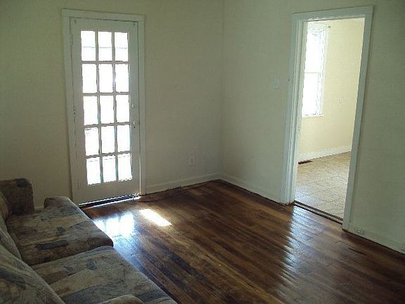 5th image of 1600 N 25th St