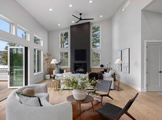 4065 Bayberry Dr, Santa Rosa, CA 95404