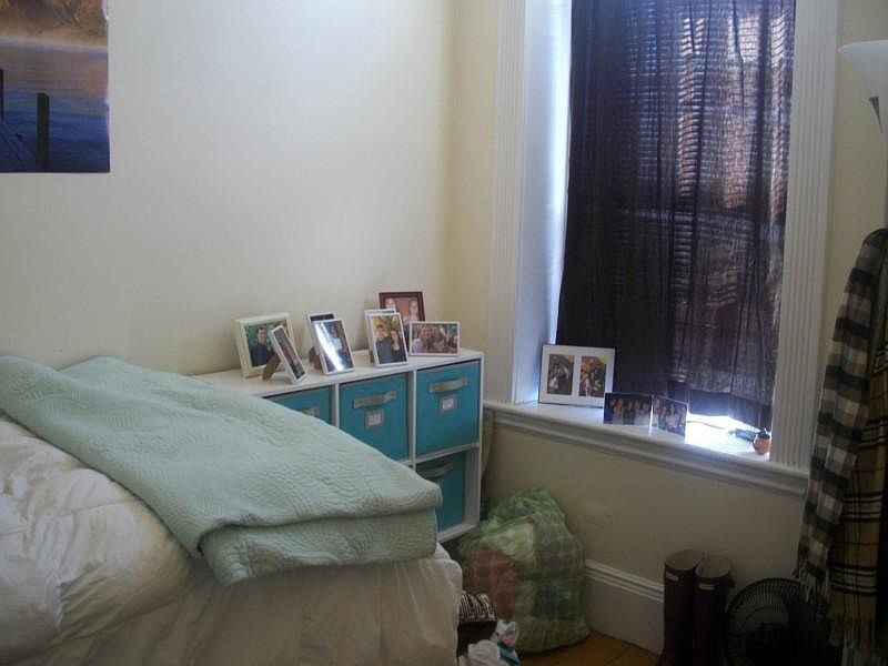2nd image of 447 Park Dr #Jc1a
