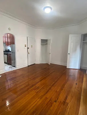 Rented by Peter R. Hungerford, LREB | media 13