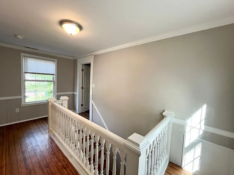 1810 Vale St — Photo 10