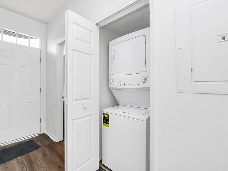 4505 Saint Georges Ct — Photo 16