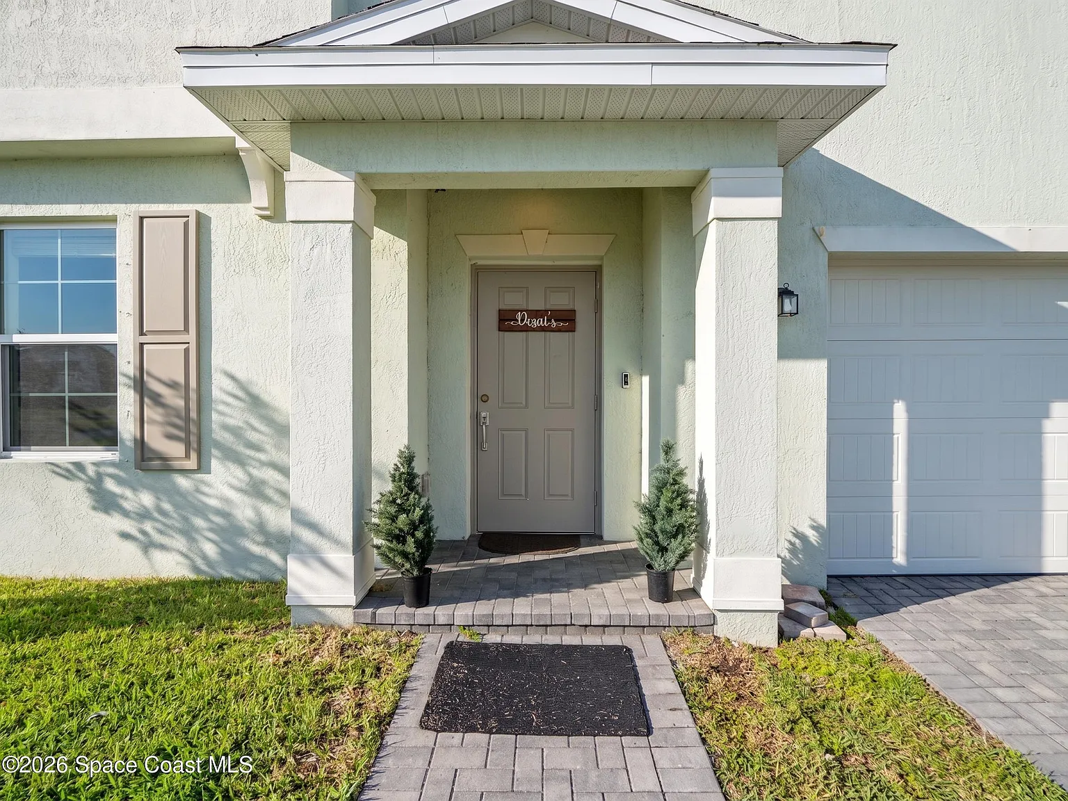 5 bed, 2.5 bath, 2922 sqft, $2,800 — Photo 2