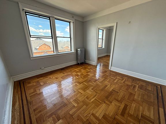 4th image of 811 New York Ave #51E
