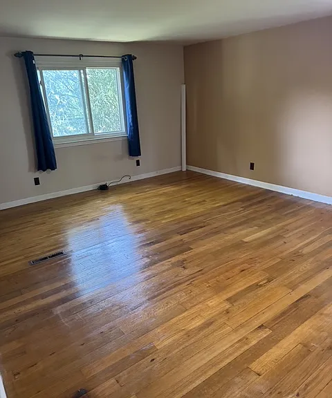 330 Hoover Ave — Photo 17
