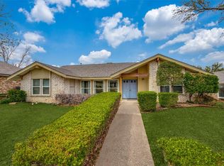 1935 Westminster Dr, Carrollton, TX 75007