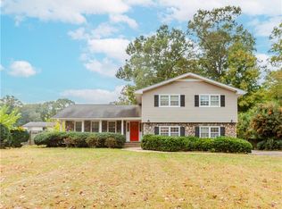 1333 Kenyon Rd, Lake City, GA 30260