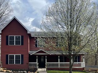 300 Bethany Dr, Hastings, MI 49058