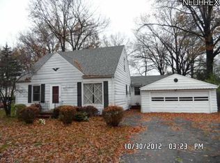 27274 Dunford Rd, Westlake, OH 44145