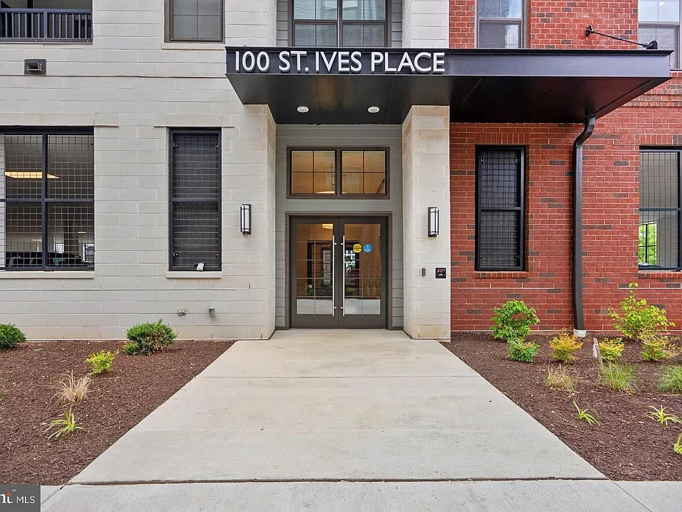 100 Saint Ives Pl #203