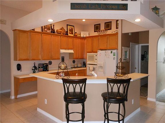 5th image of 10045 Honey Tree Ct