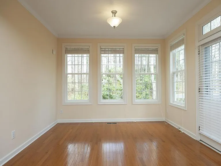 335 Bridgegate Dr — Photo 9