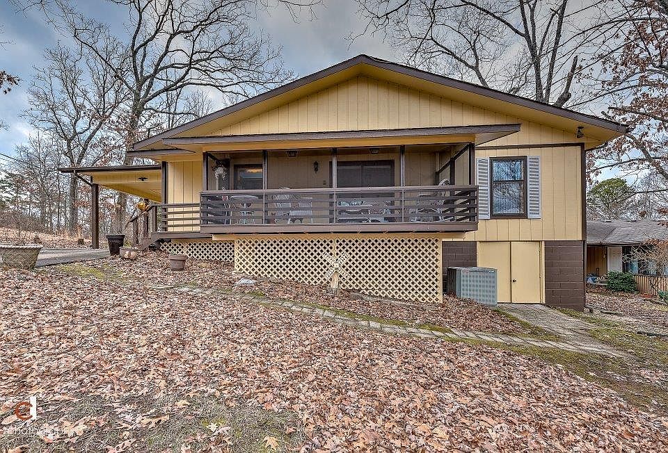 1st image of 1 Johnson Ln