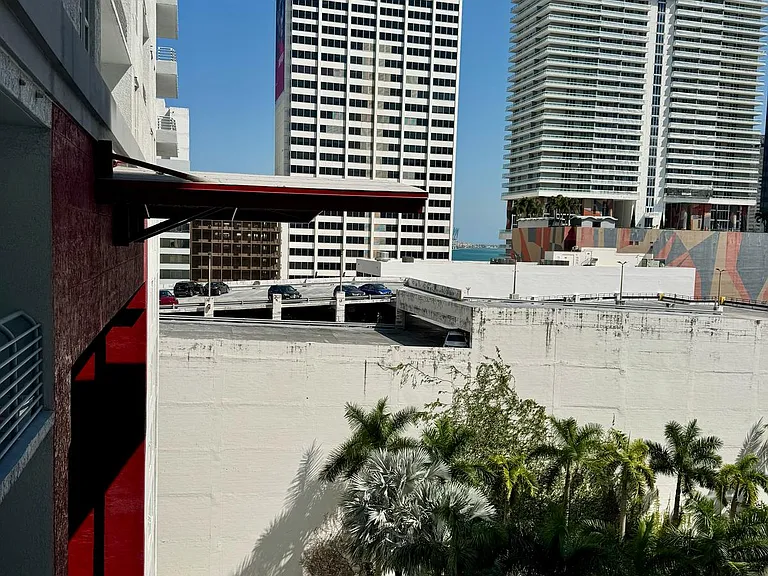 133 NE 2nd Ave #810 — Photo 34