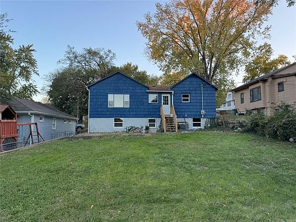 3rd image of 3512 Ruby Ave