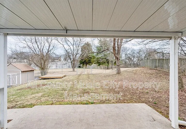 209 Rhine Dr — Photo 25