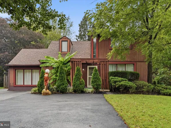 2606 Springfield Rd, Broomall, PA 19008