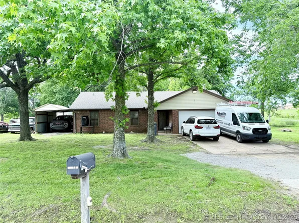 27316 E 25th St S, Catoosa, OK 74015