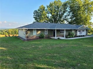 932 Vernon Dr, Rostraver Township, PA 15012