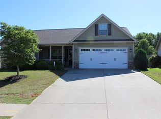 216 Stinson Ct, Boiling Springs, SC 29316