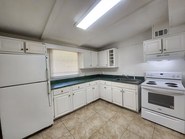 2 Nevada Cir — Photo 10