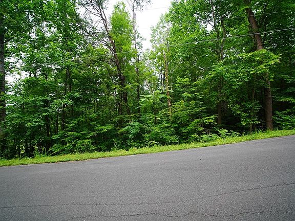 4th image of 1527 Camborne Dr #23