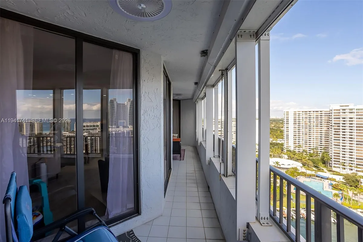 Building Photo - 300 Three Islands Blvd #Penthouse 3A