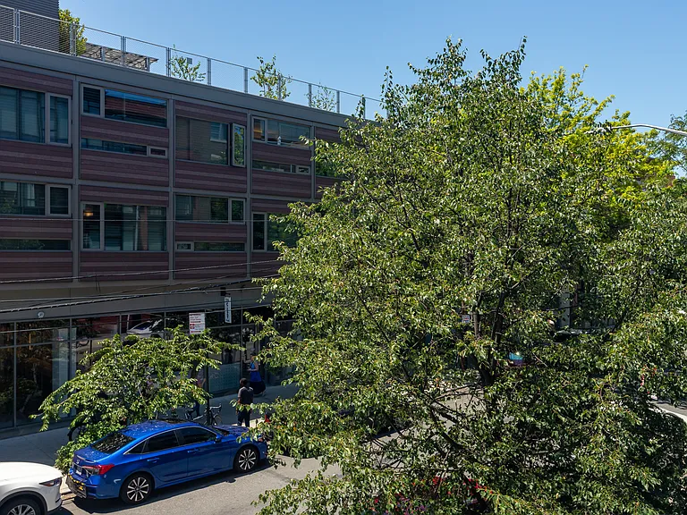161 N 4th St #2D — Photo 10