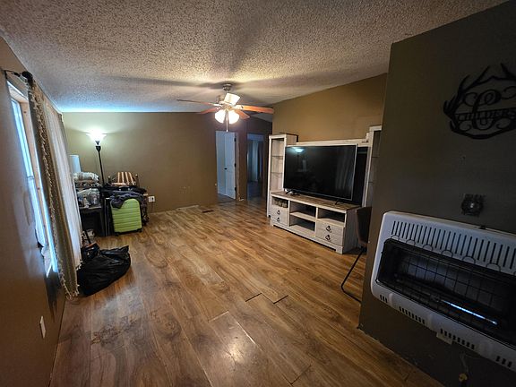 5th image of 1429 Hickory Ridge Rd